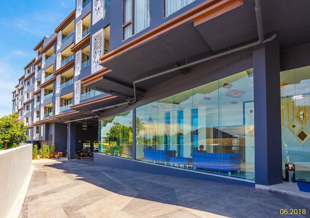 undefined The Aristo Beach Front 713 by Holy Cow