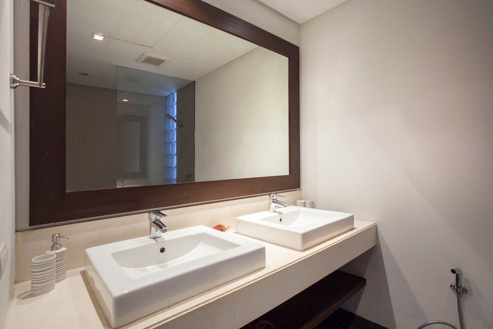 Bangtao Beach Garden by Rents In Phuket 2-Bedroom Comfort Apartment 25