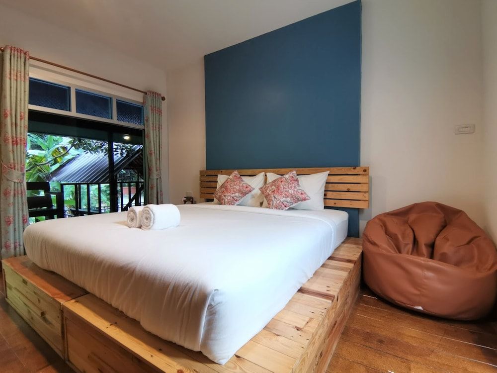 undefined Nua Tone Resort & Cafe 3