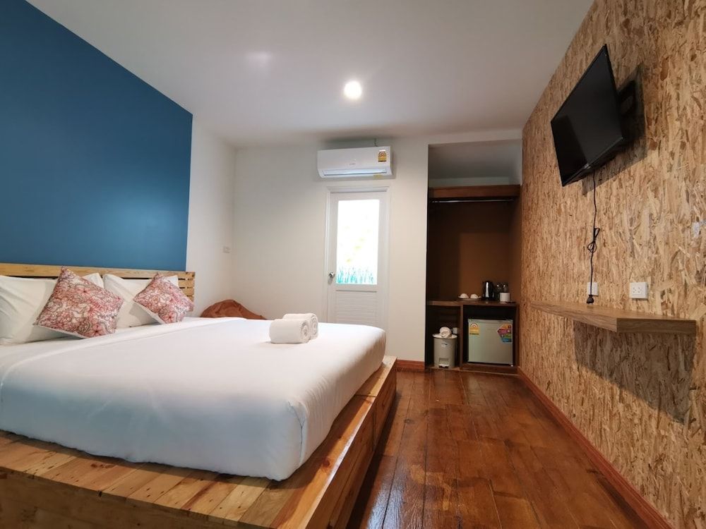 undefined Nua Tone Resort & Cafe 5