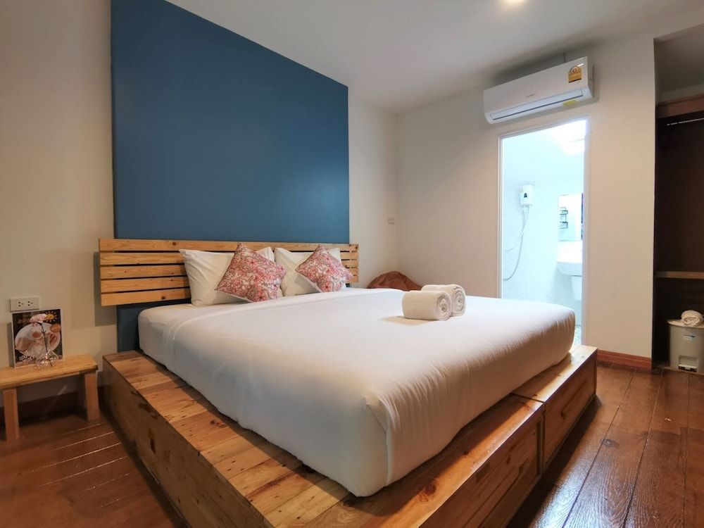 undefined Nua Tone Resort & Cafe 4