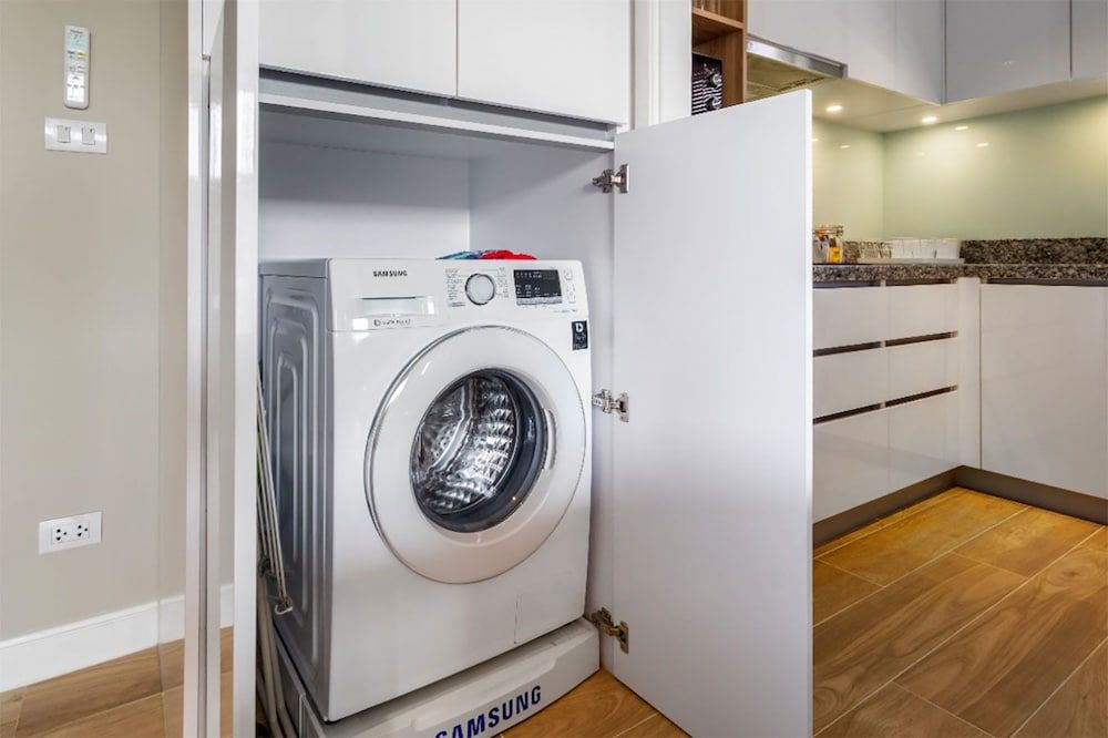 Diamond Condominium 2706 Family Apartment 13