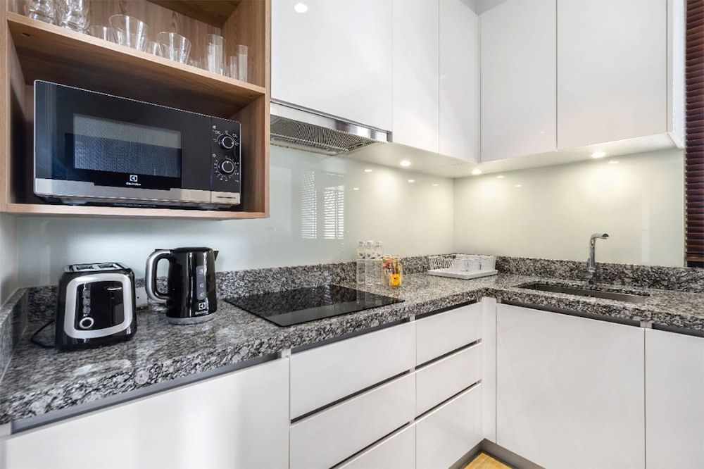 Diamond Condominium 2706 Family Apartment 6