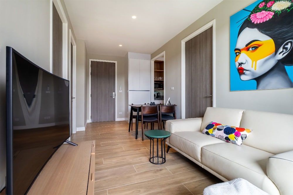 Diamond Condominium 2706 Family Apartment 10