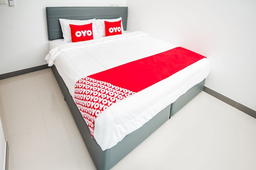 OYO 295 Salamat Bangtao Superior Double Room