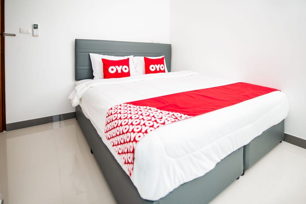 OYO 295 Salamat Bangtao Superior Double Room 3