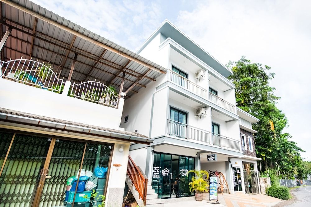 undefined OYO 295 Salamat Bangtao 3