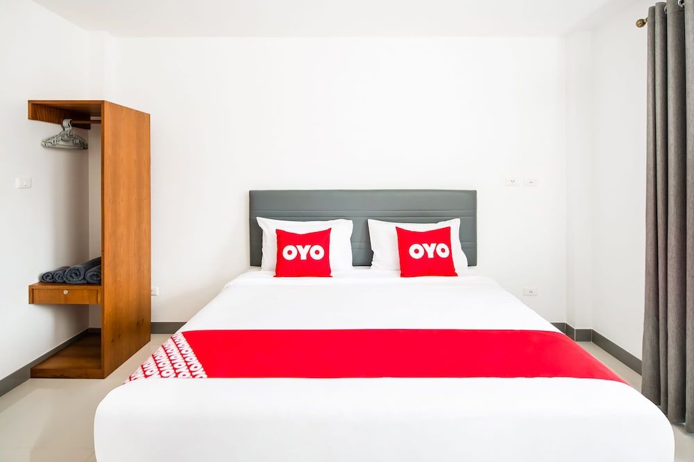 OYO 295 Salamat Bangtao Deluxe Double Room 3