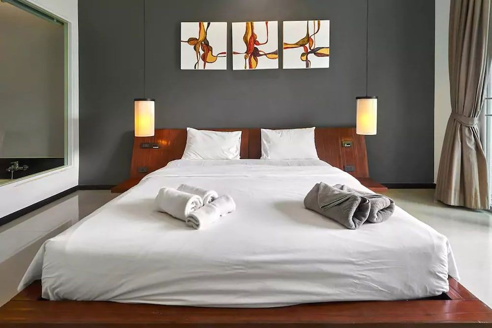 undefined Oxygen Villa by Alexanders 8