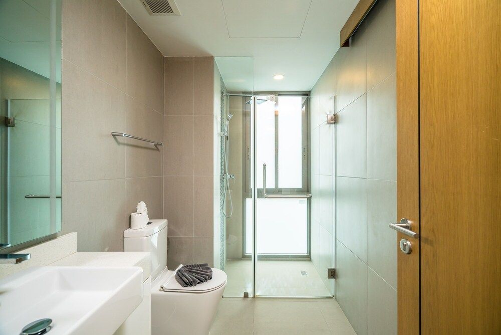 Oceanstone Resort by Lofty 2 Bedrooms Condo 15