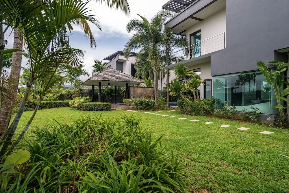 undefined Diamond VIP villas by Lofty 9