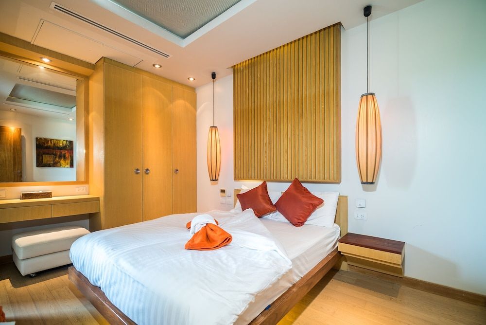 BangTao Beachfront by Lofty Family Apartment, Balcony, Ocean View 6