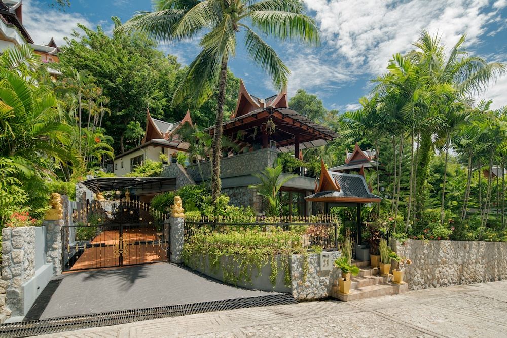 undefined Classy 4-BR Seaview Villa at Surin Beach 2