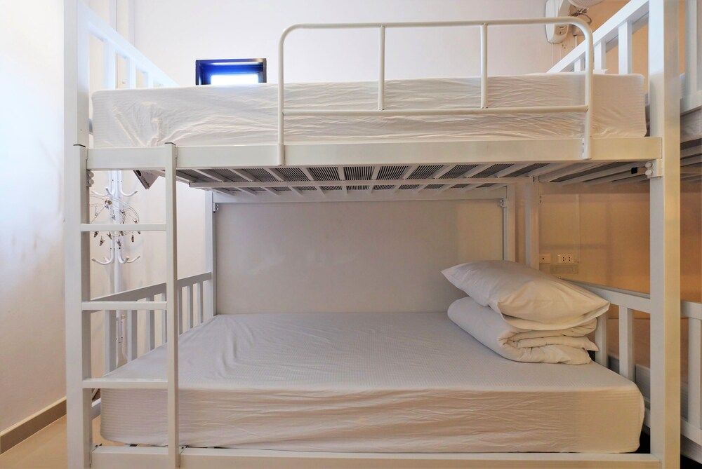 OYO 503 Phuket Numnoi - Hostel Basic Single Room 4