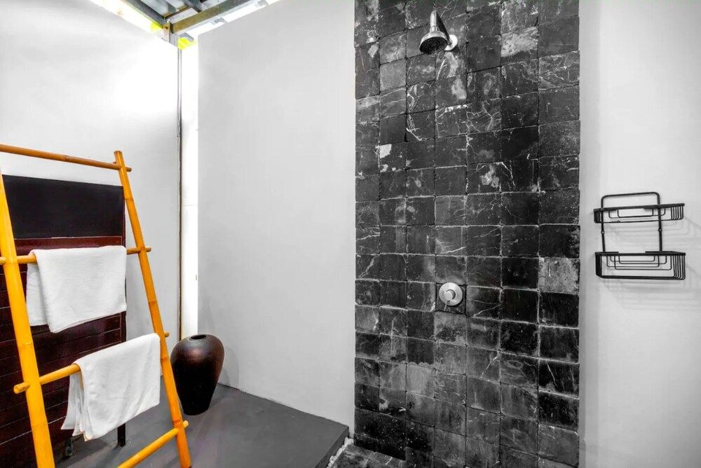 Love Layan Family Villa 16