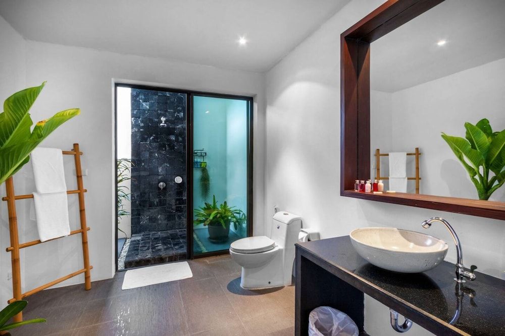 Love Layan Family Villa 15