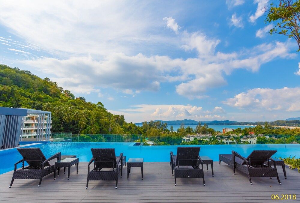 undefined The Aristo Beach by Holy Cow 319 7