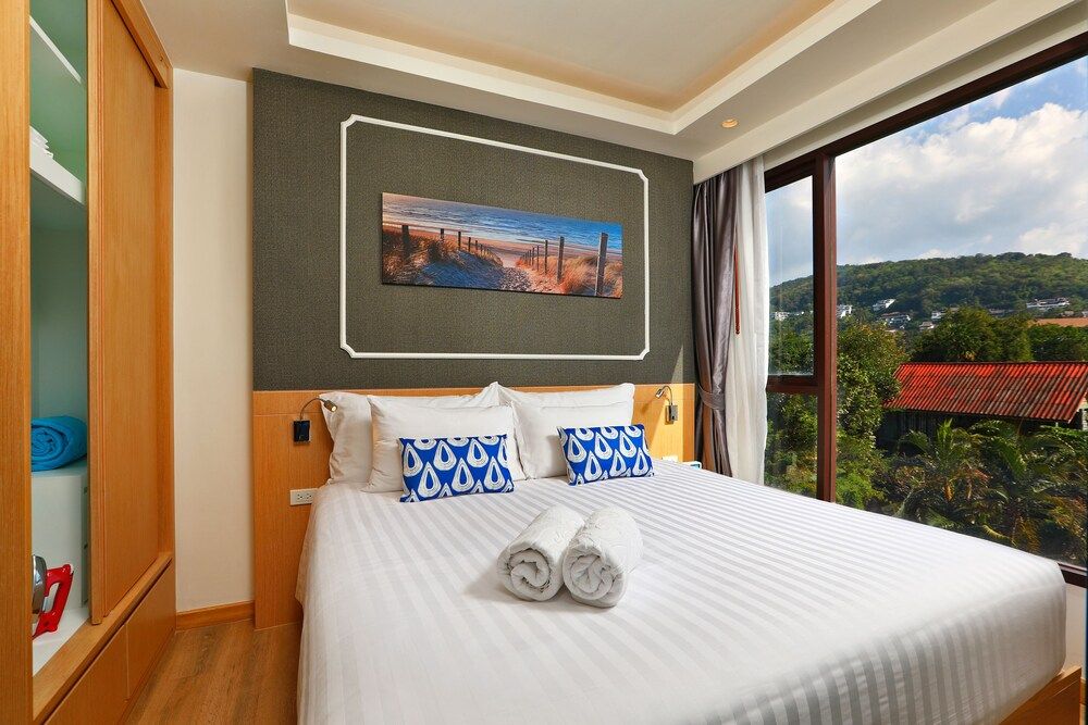 undefined The Aristo Beach by Holy Cow 319 9