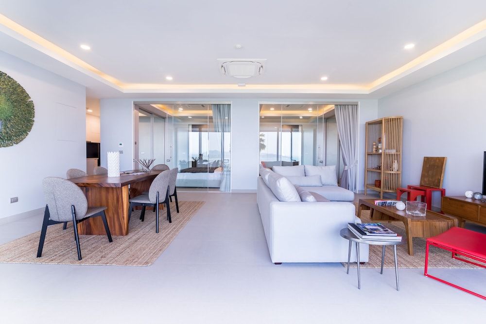 Andamaya Surin Bay Luxury Apartment (A8) 3
