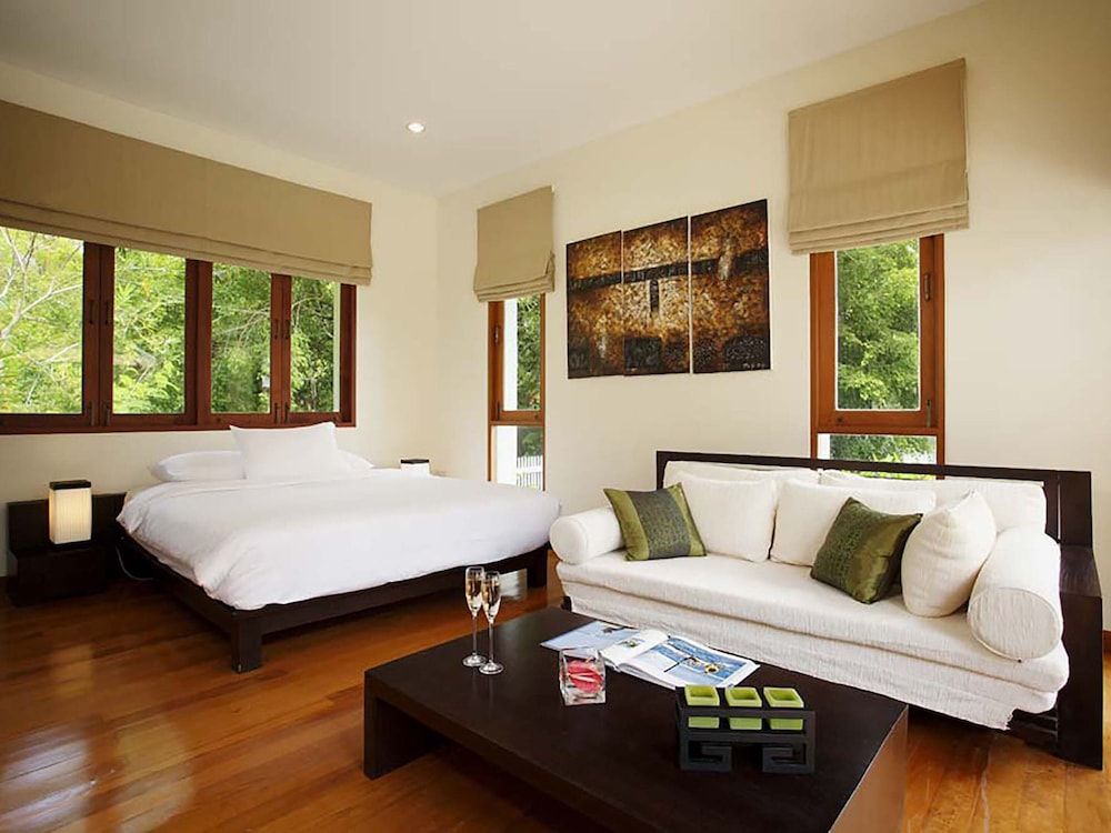 Laguna Waters Villa, 5 Bedrooms 4