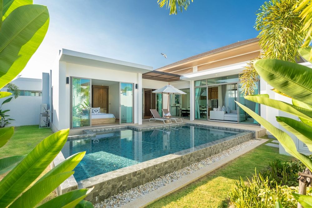 undefined Escape Villas at Shambhala Grand 3