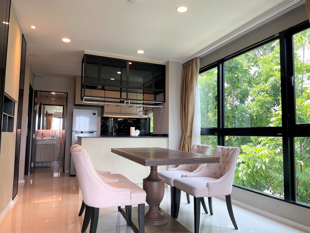 undefined Deluxe apartment at Panora by Lofty 5