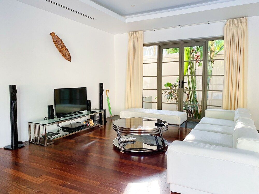 undefined Luxe 2br Pool Villa Walk to Bangtao Beach 10