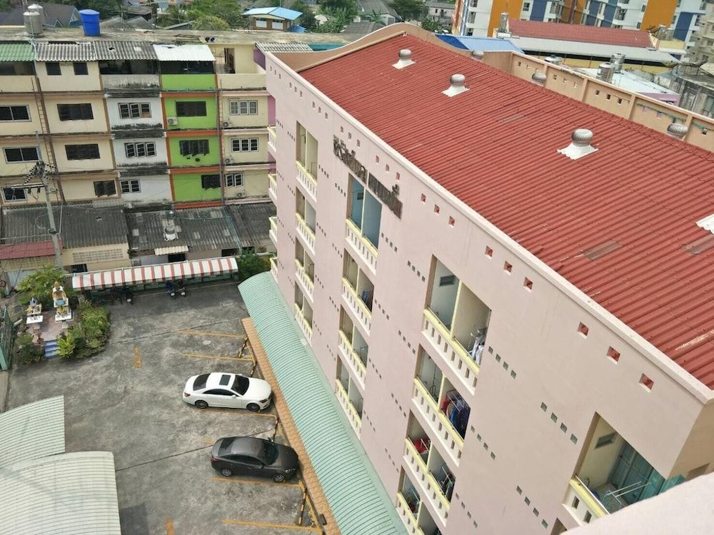 undefined Jiruspon Mansion