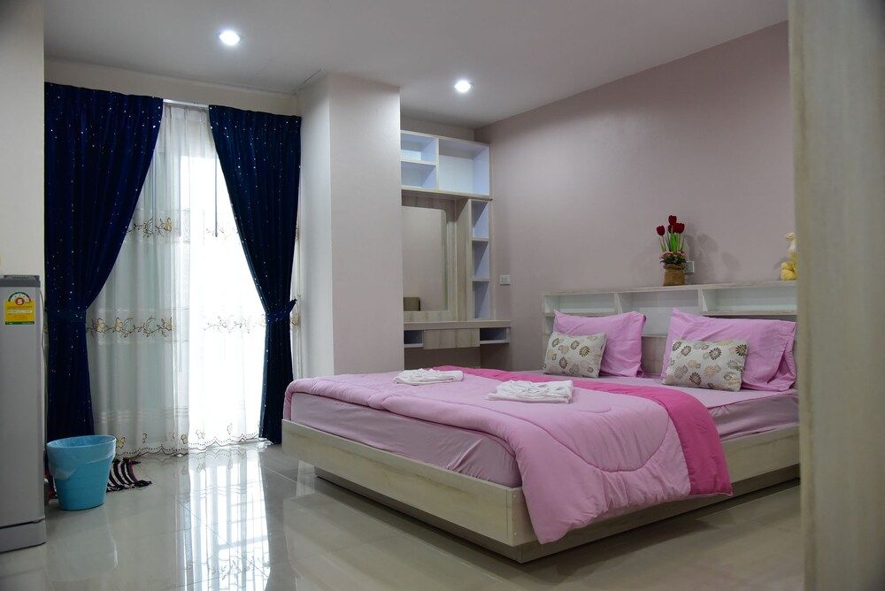 undefined Wisdom Place 6