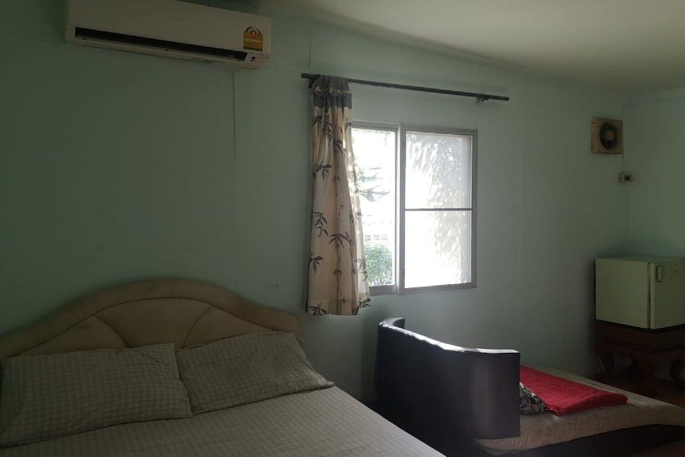 undefined OYO 1063 Kingfha Resort 9