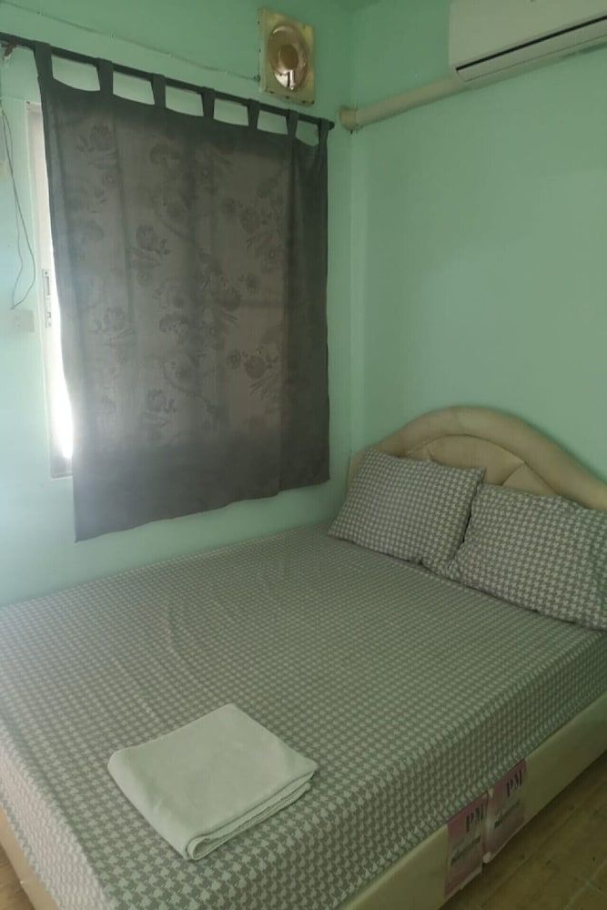 undefined OYO 1063 Kingfha Resort 7