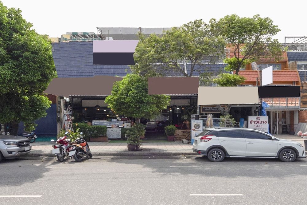 undefined OYO 1152 Hongpak Mint