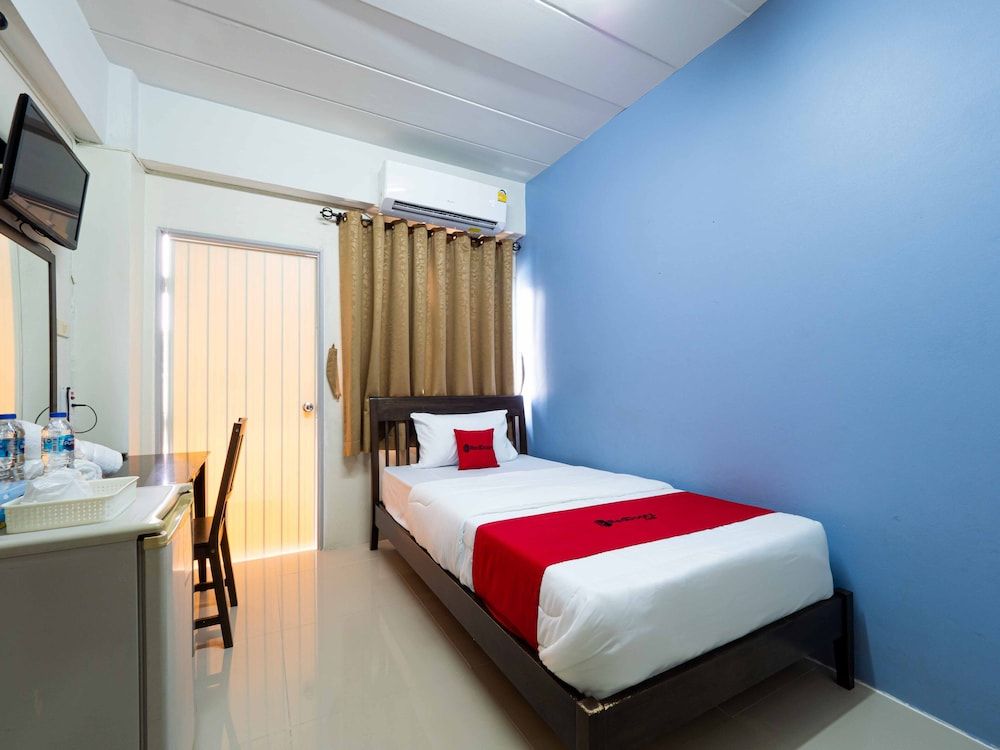 undefined Si Fah at Bangsaen Hotel 8