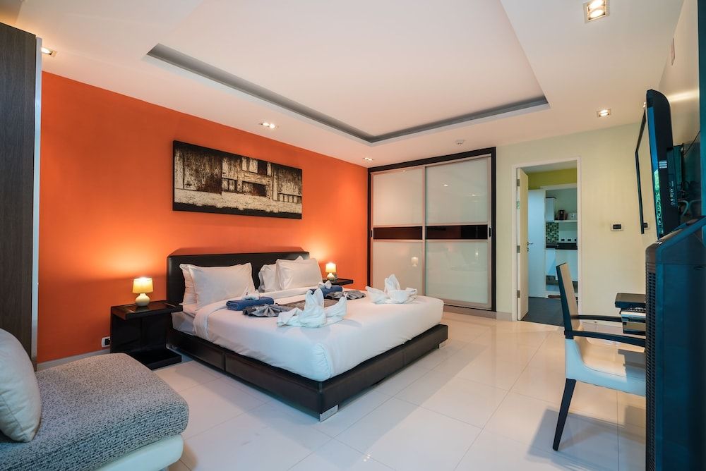 undefined Nakalay Palm by Lofty 6