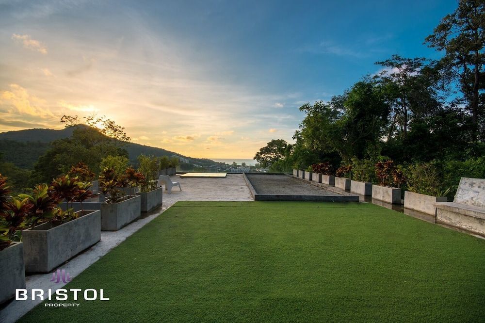 undefined State Of The Art 4 Bedrooms Sea View Pool Villa by Bristol 9