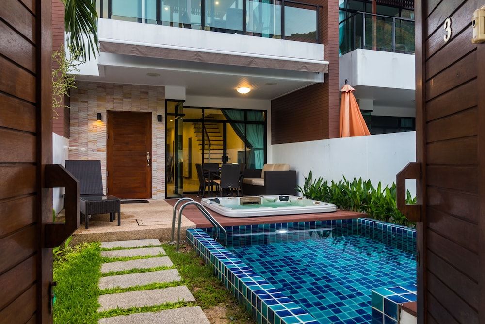 undefined AP West by Lofty 2