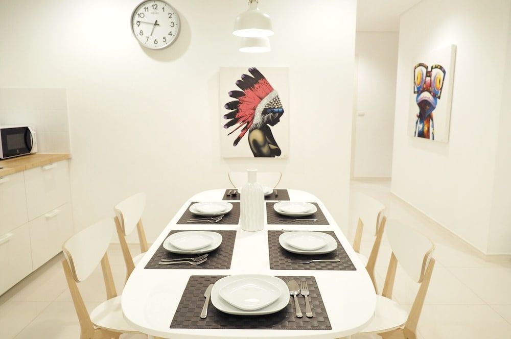 undefined Kamala Regent by Lofty 10