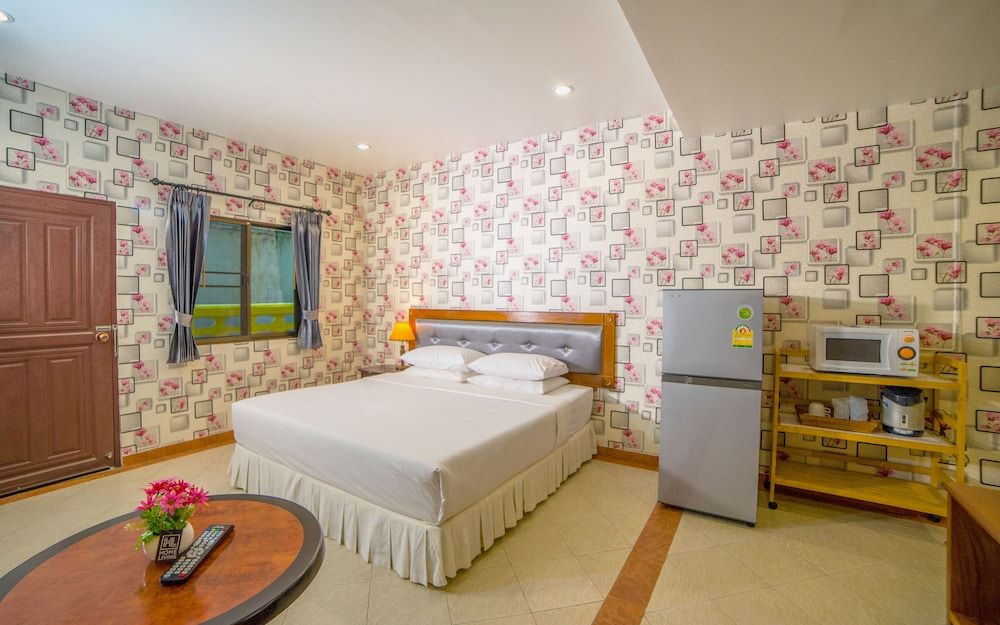 undefined OYO 1037 Kamala Phuket Guesthouse 5