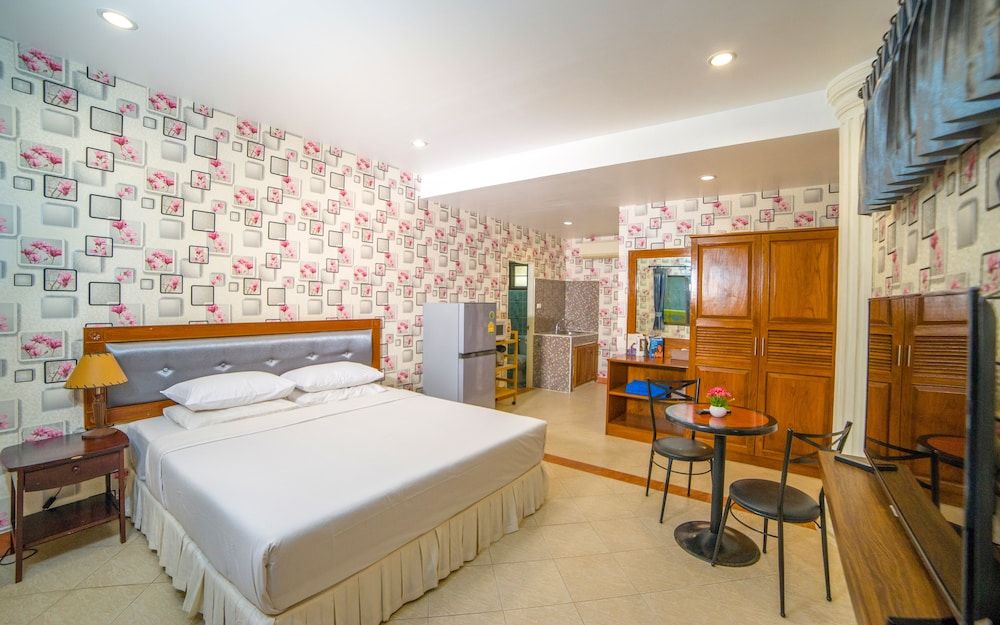 undefined OYO 1037 Kamala Phuket Guesthouse 7