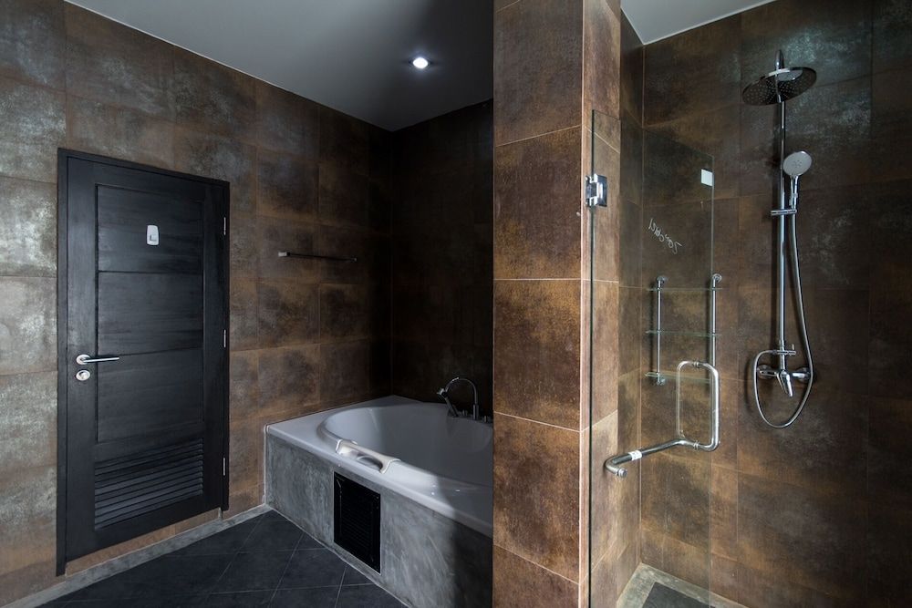 Kamala Contemporary 3 Bedrooms Pool Villa Villa 26