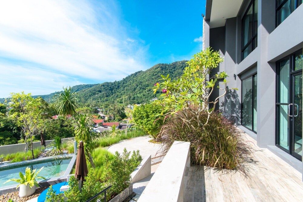Modern Property Nearby Kamala Beach W Pool Luxury Villa, Garden View, Poolside 12