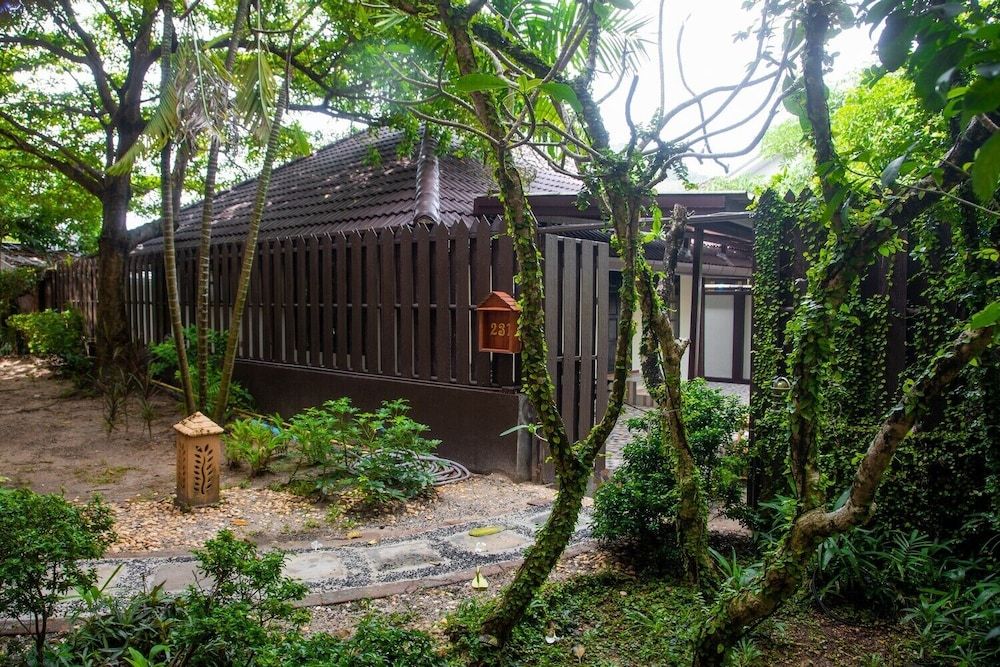 undefined Princess Kamala Beachfront Hotel 8