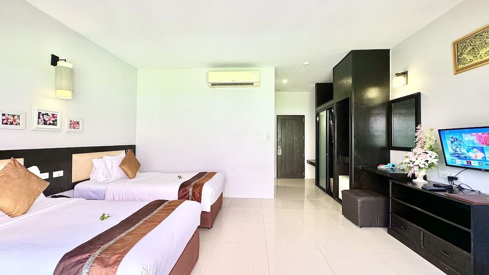 Princess Kamala Beachfront Hotel Superior Double or Twin Room 3