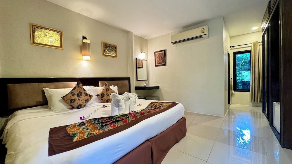 Princess Kamala Beachfront Hotel Superior Double or Twin Room 8