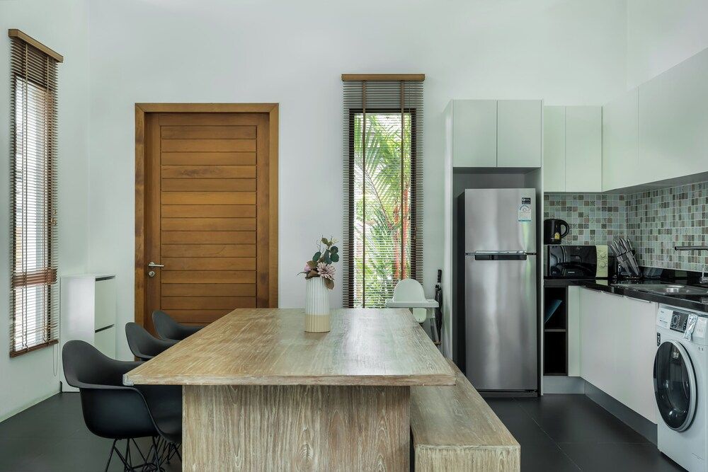 Coco Kamala by Villacarte 3 Bedrooms 8