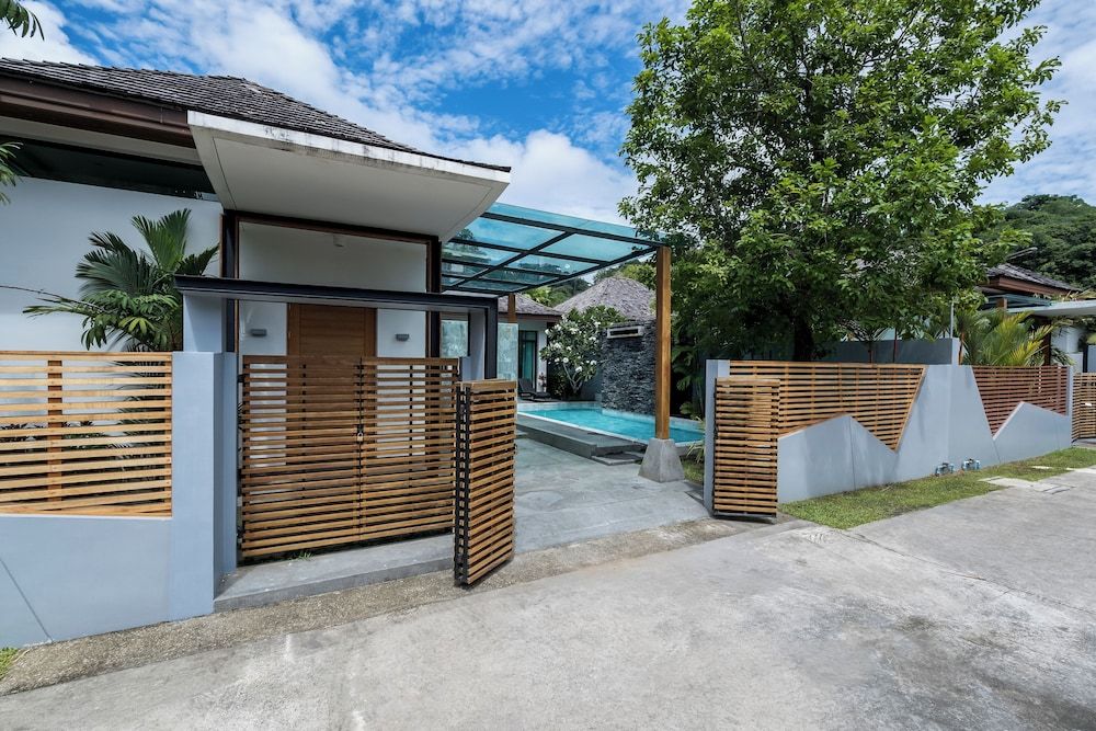 undefined Coco Kamala by Villacarte 3