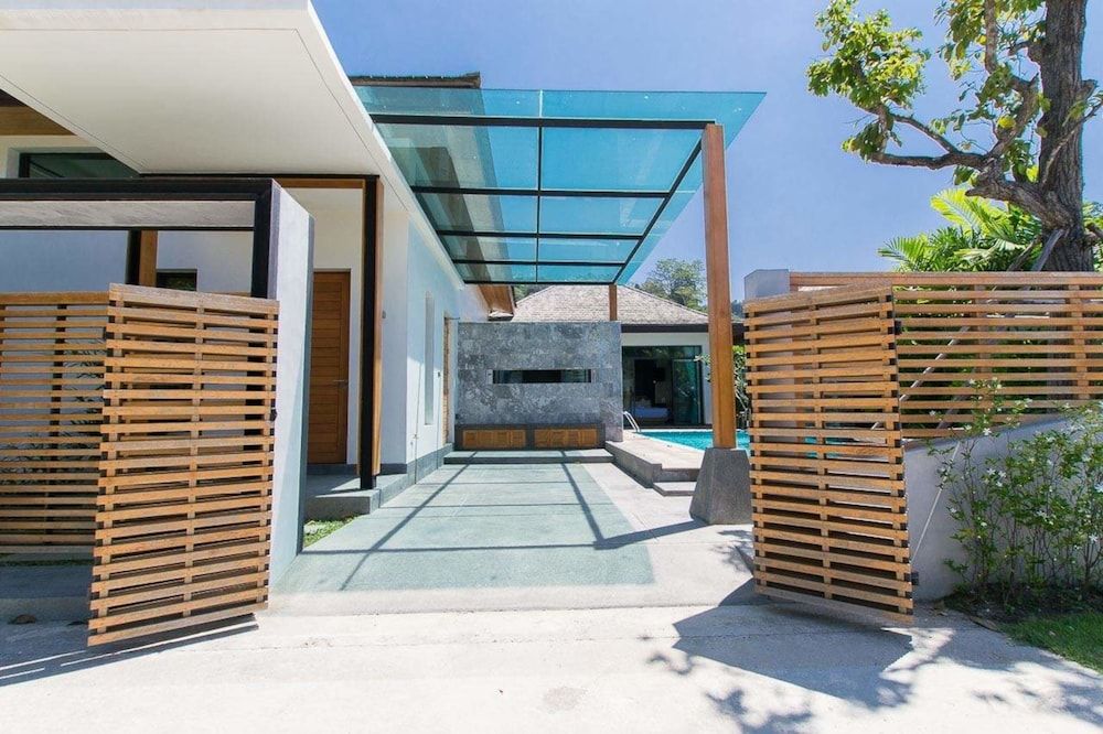 undefined Coco Kamala by Villacarte 2