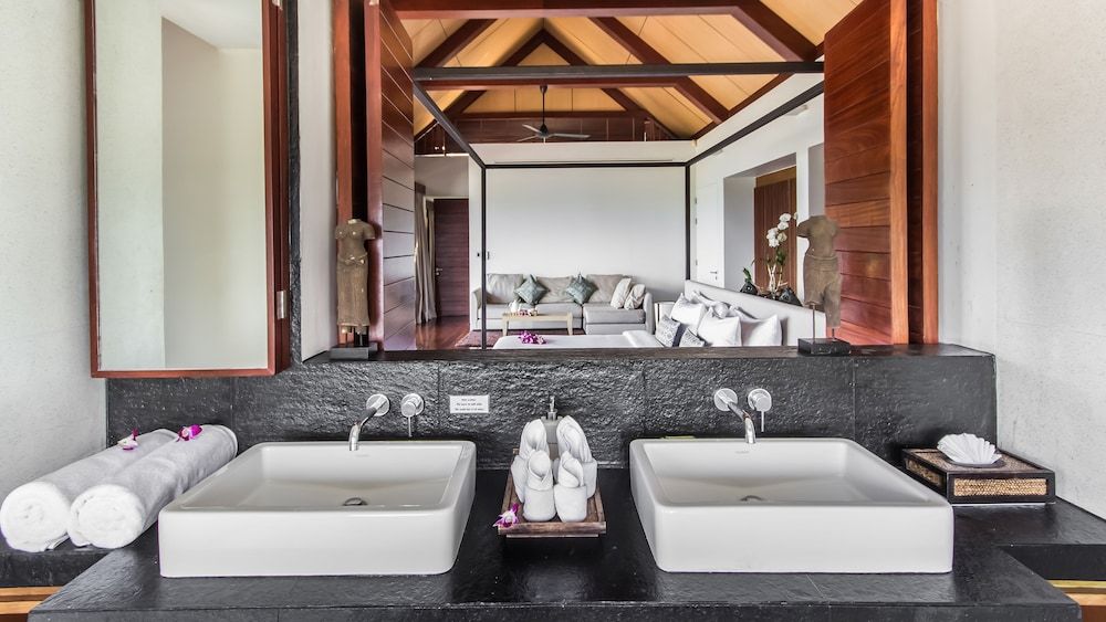 Laemsingh Villa 3a 4 Bedroom in Surin Villa 17