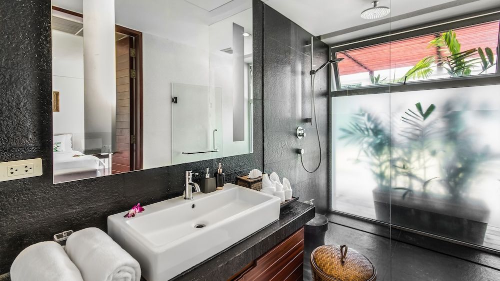 Laemsingh Villa 3a 4 Bedroom in Surin Villa 15