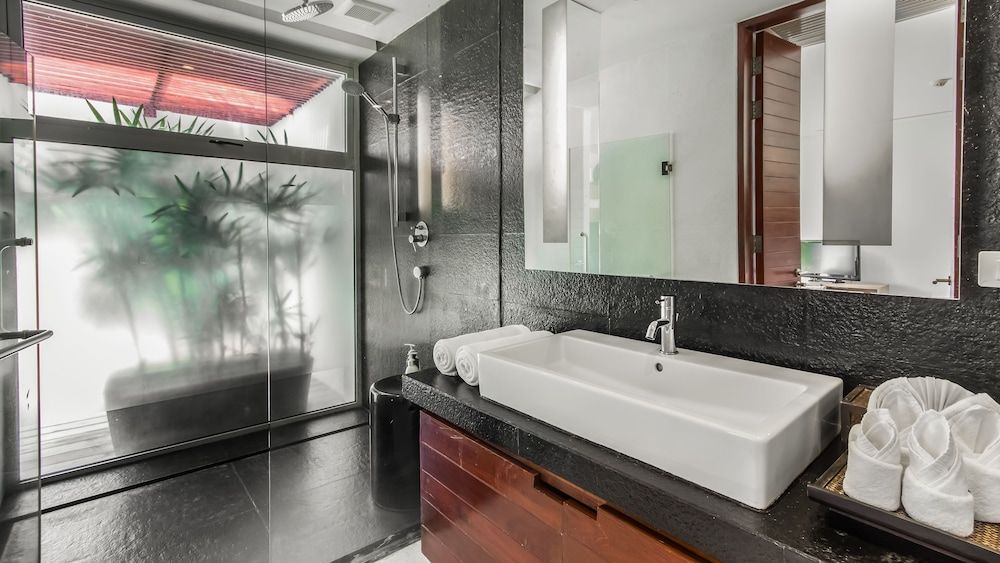 Laemsingh Villa 3a 4 Bedroom in Surin Villa 18